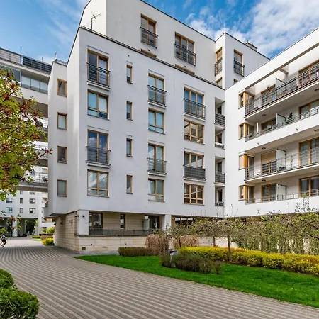 Apartment Obrzezna 1 By Homeprime Warschau